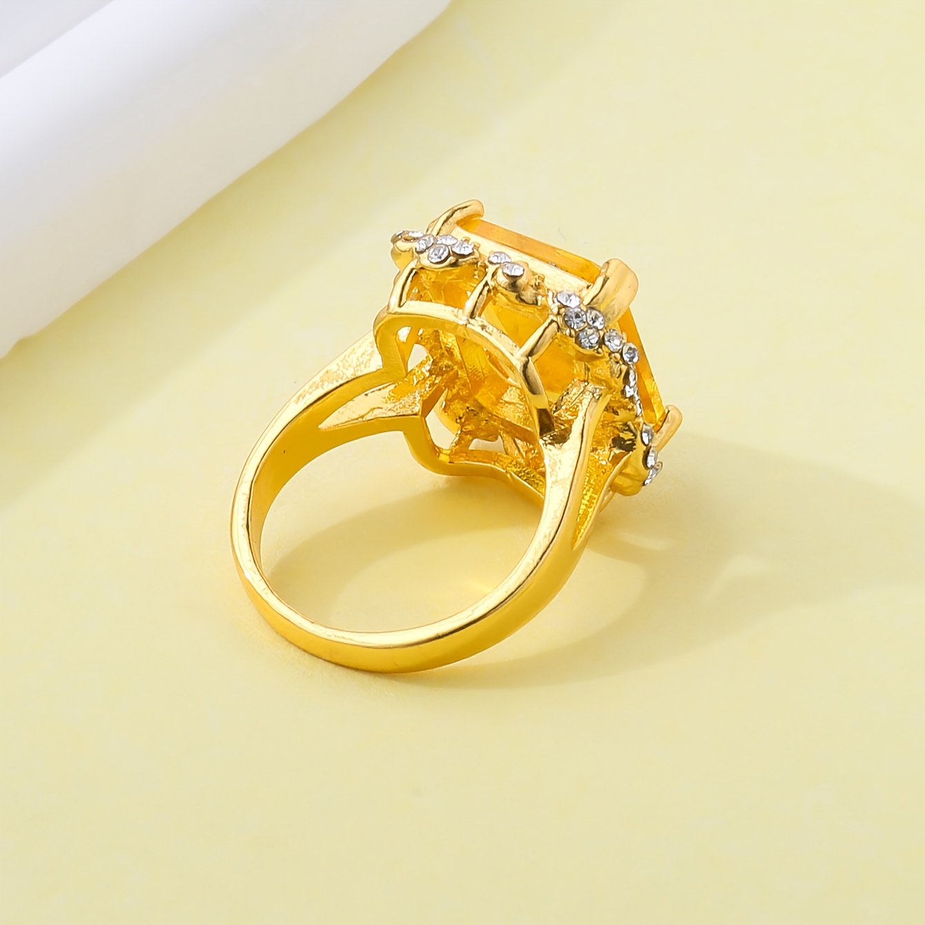 Women's Stylish Square Synthetic Zirconia Ring